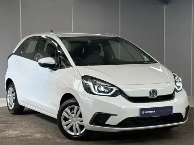 Used Honda Jazz Hybrid 107 HP (78 kW) 2023 White Hatchback