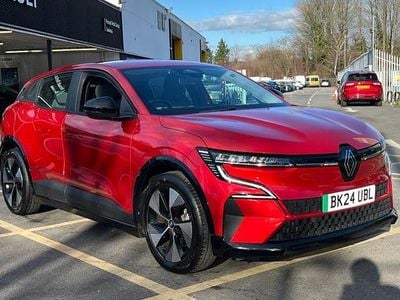 Used Renault Megane E-Tech Equilibre 159 kW (217 HP) 2024 Red  Hatchback