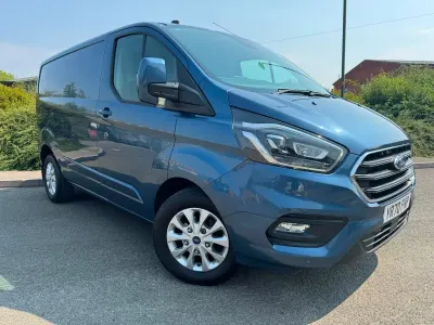 Used Ford Transit Custom Limited 130 HP (95 kW) 2020 Blue Van