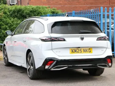 Used Peugeot 308 SW GT 134 HP (98 kW) 2025 White Estate