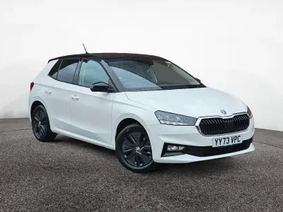Used Skoda Fabia Colour Edition 70 HP (51 kW) 2023 White Hatchback