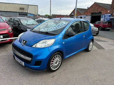 Used Peugeot 107 68 HP (50 kW) 2012 Blue Hatchback