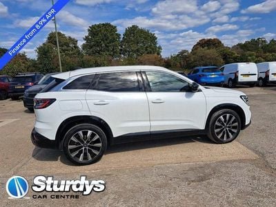 Used Renault Austral Techno 200 HP (147 kW) 2024 White SUV