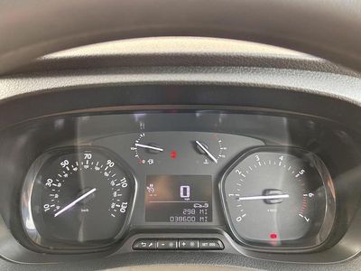 Used Peugeot Expert Premium 142 HP (104 kW) 2023 White Van