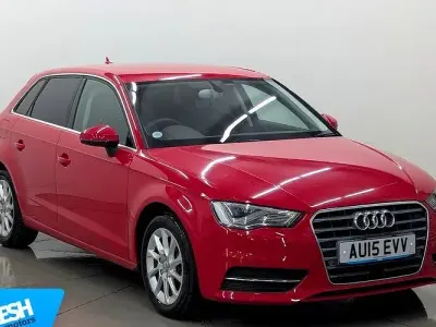 Used Audi A3 Sportback Sport 116 HP (85 kW) 2018 Red Hatchback