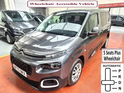 Used Citroën Berlingo Feel 130 HP (95 kW) 2020 Grey MPV
