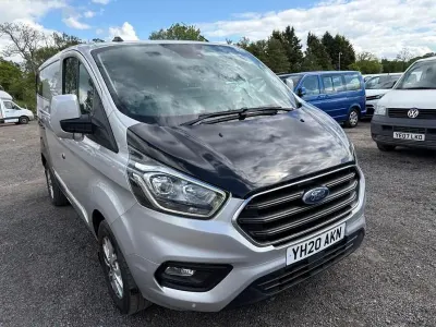 Usado Ford Transit Custom Limited 130 HP (95 kW) 2020 Prateado Van