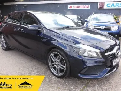 Używany Mercedes A200 AMG line 136 KM (100 kW) 2017 Niebieski Hatchback