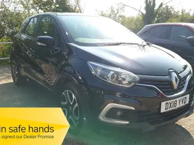 Used Renault Captur Dynamique 90 HP (66 kW) 2018 Black SUV