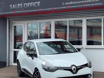 White Used 2013 Renault Clio IV Dynamique Hatchback | £2,995 (A bit pricey)