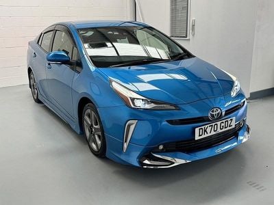 Blue Used 2025 Toyota Prius Active Hatchback | £16,495 (Good price)