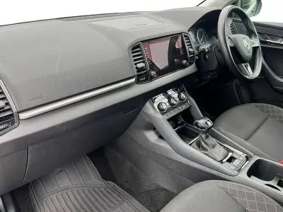 Begagnad Skoda Karoq SE 150 HK (110 kW) 2020 Grå SUV