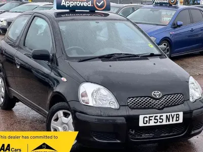 Used Toyota Yaris T3 65 HP (47 kW) 2005 Black Hatchback