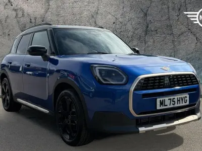 Usado Mini Countryman 168 HP (123 kW) 2025 Azul SUV