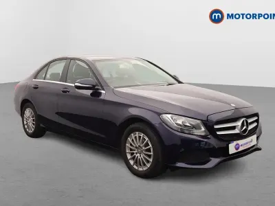 Begagnad Mercedes C200