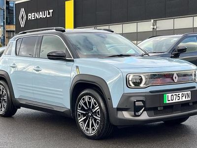 New Renault R4 Iconic 150 HP (110 kW) 2025 Hauts de france green with diamond black roof  SUV