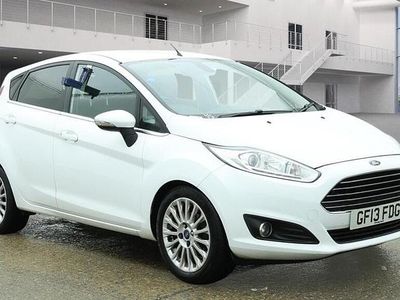 Used Ford Fiesta Titanium 2013 White Hatchback
