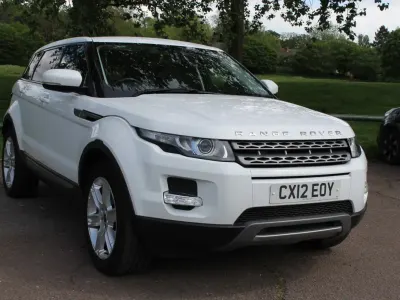 Usado Land Rover Range Rover evoque Pure 150 HP (110 kW) 2012 Branco SUV