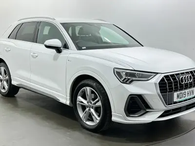 Second-hand Audi Q3 S-Line 150 CP (110 kW) 2019 Alb SUV