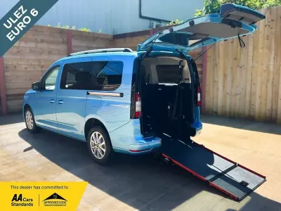 Used Ford Grand Tourneo Connect 2023 Blue MPV