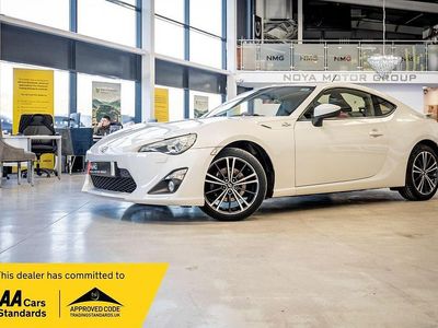Used Toyota GT86 GT 200 HP (147 kW) 2013 White Coupe