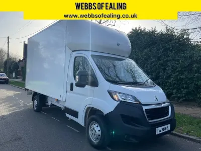 Käytetty Peugeot Boxer Business-Line 2023 Valkoinen Van