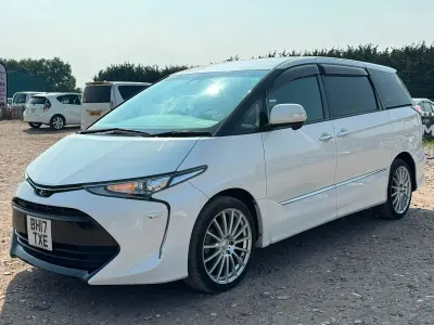 Used Toyota Estima Premium 2017 White MPV