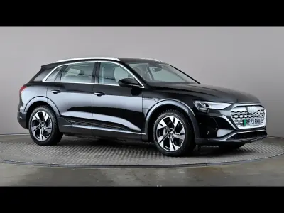 Begagnad Audi Q8 Sport 340 HK (250 kW) 2023 Svart SUV