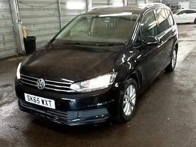 Used VW Touran SE 105 HP (77 kW) 2015 Black MPV