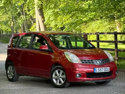 Used Nissan Note Acenta 110 HP (80 kW) 2007 Red Hatchback