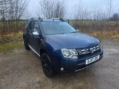 Used Dacia Duster Lauréate 110 HP (80 kW) 2017 Blue SUV