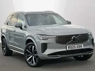 Begagnad Volvo XC90 Core 455 HK (334 kW) 2025 SUV