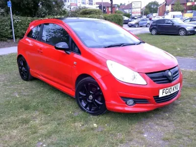 Używany Vauxhall Corsa 85 KM (62 kW) 2010 Czerwony Hatchback