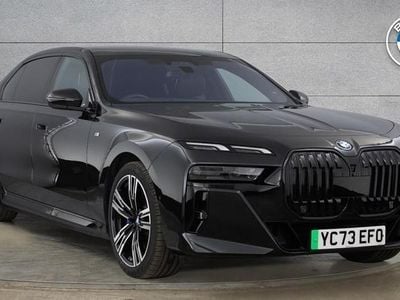 BMW i7