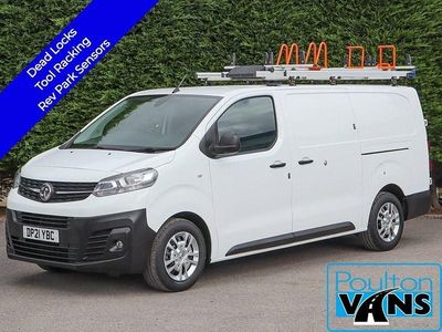 Used Vauxhall Vivaro 100 HP (73 kW) 2021 White MPV
