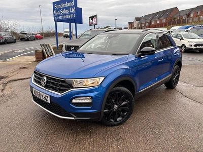 Used VW T-Roc Design 115 HP (84 kW) 2018 Blue SUV