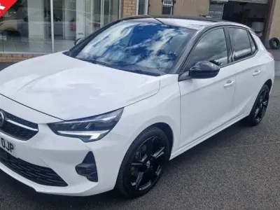 Used Vauxhall Corsa S 100 HP (73 kW) 2023 White Hatchback