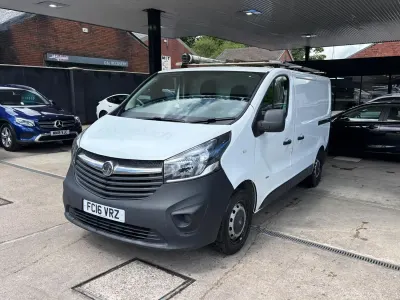 Used Vauxhall Vivaro S 2016 White