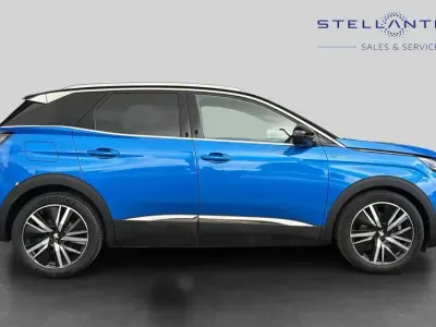 Used Peugeot 3008 Premium 222 HP (163 kW) 2022 Blue SUV
