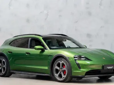 Usado Porsche Taycan Cross Turismo 419 kW (571 HP) 2023