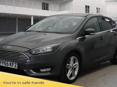 Used Ford Focus Titanium 120 HP (88 kW) 2015 Grey Hatchback