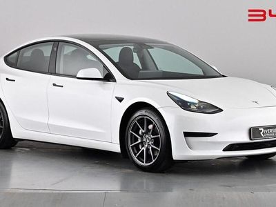 Ice white Used 2021 Tesla Model 3 Standard Range Plus Sedan | £15,585 (Fair price)