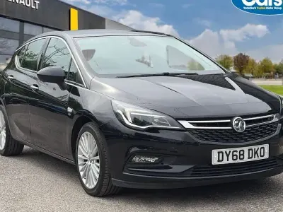 Used Vauxhall Astra Elite 200 HP (147 kW) 2018 Black Hatchback