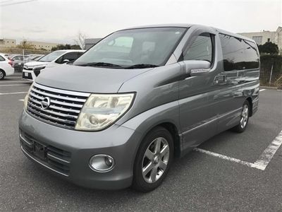 used Nissan Elgrand HIGHWAY STAR 3.5 LITRE FOUR WHEEL DRIVE