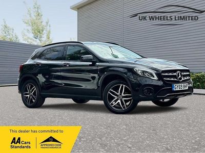 Mercedes GLA180