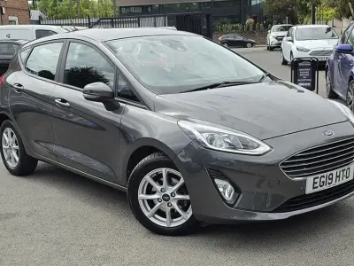 Second-hand Ford Fiesta Zetec 100 CP (73 kW) 2019 Gri Hatchback