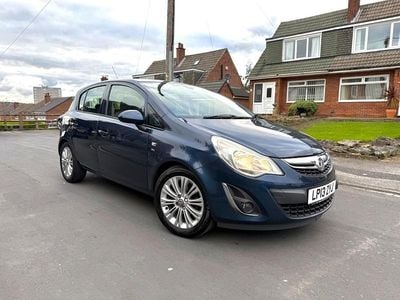 Used Vauxhall Corsa 90 HP (66 kW) 2013 Blue Hatchback