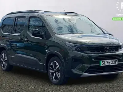 Used Peugeot e-Rifter GTi 100 kW (136 HP) 2025 Green MPV
