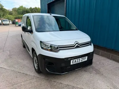 Used Citroën Berlingo 100 HP (73 kW) 2023 White MPV
