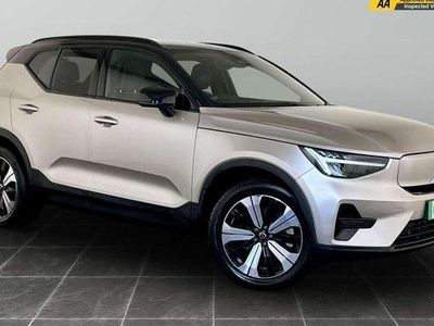Gold Used 2022 Volvo XC40 Core SUV | £19,995 (Fair price)